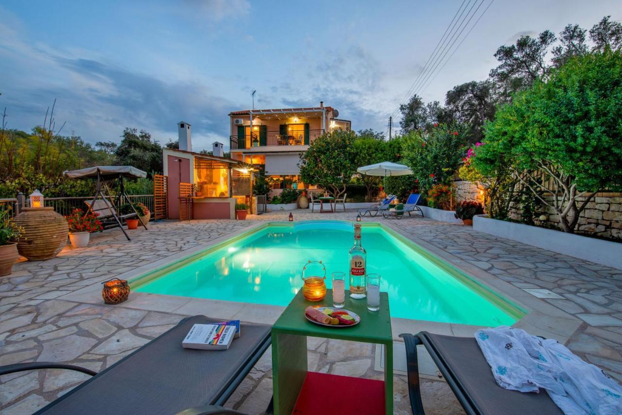 Villa Yiotta Kalodhikatika Exterior photo